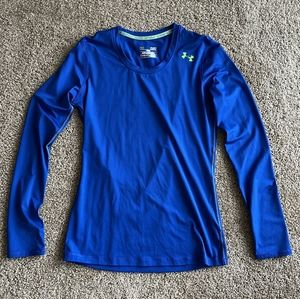 Long sleeve workout shirt